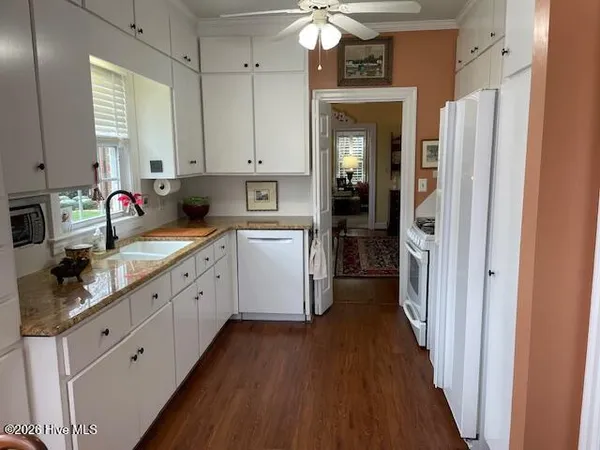 $445,000 | 110 Canterbury Road Northwest, Wilson, NC 27896