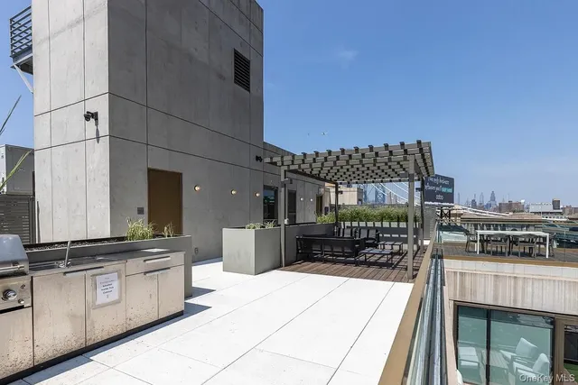 $1,599,000 | 98 Front Street, Unit 9J | DUMBO