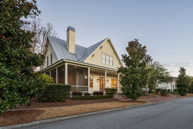 $2,095,000 | 8 Crossbow Road, Bluffton, SC 29910