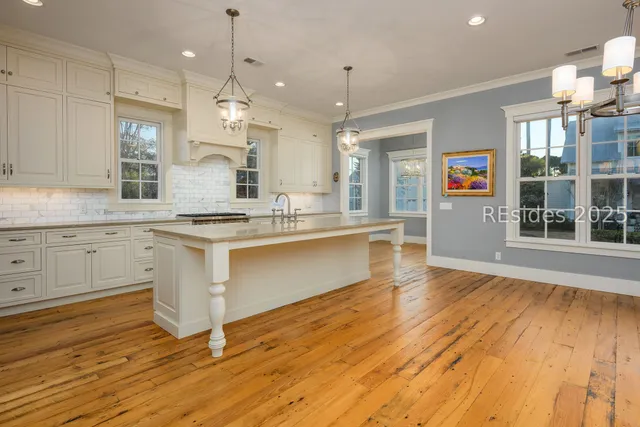 $2,095,000 | 8 Crossbow Road, Bluffton, SC 29910