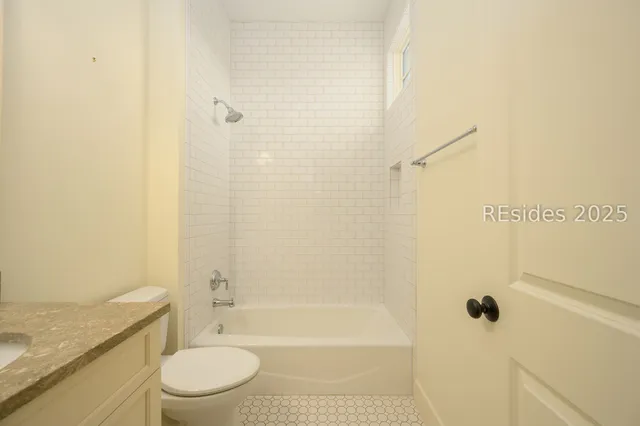 $2,095,000 | 8 Crossbow Road, Bluffton, SC 29910