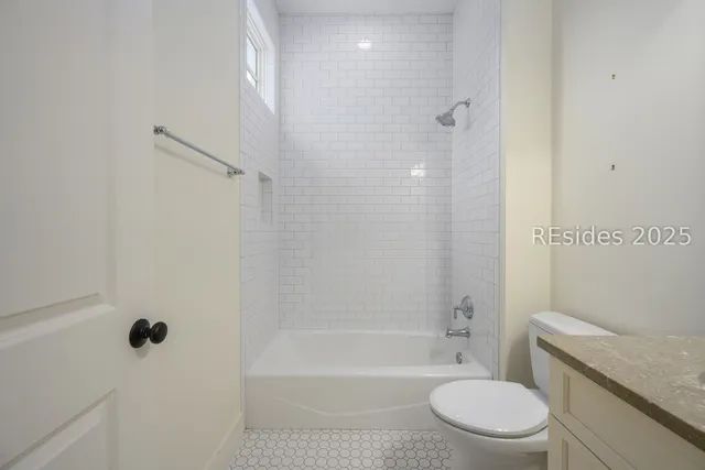 $2,095,000 | 8 Crossbow Road, Bluffton, SC 29910