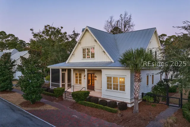 $2,095,000 | 8 Crossbow Road, Bluffton, SC 29910