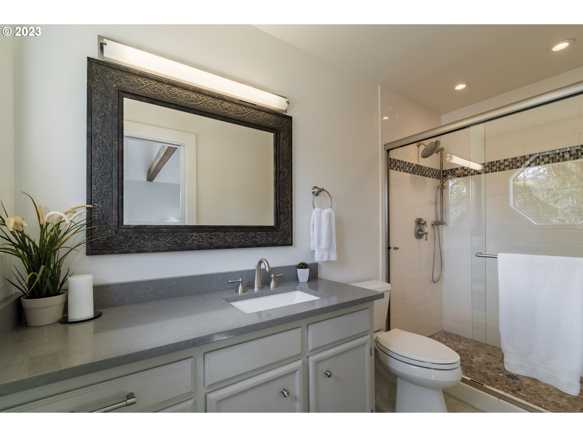 5130 Fox Hollow Road Eugene, OR 97405 - Photo 19 of 32 Gallery Image 19