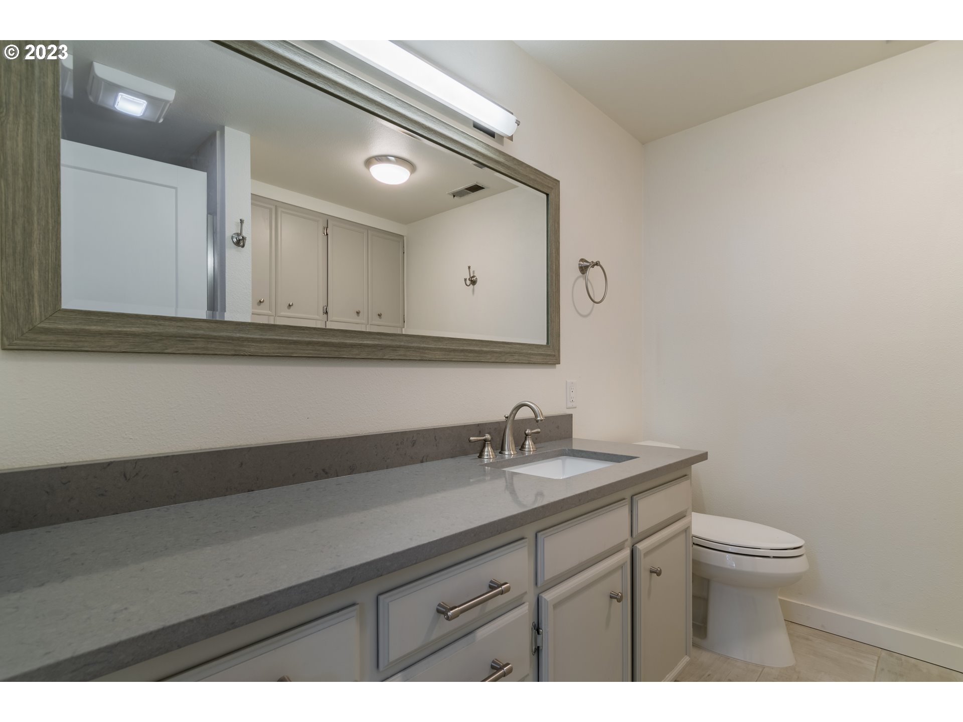 5130 Fox Hollow Road Eugene, OR 97405 - Photo 27 of 32 Gallery Image 27