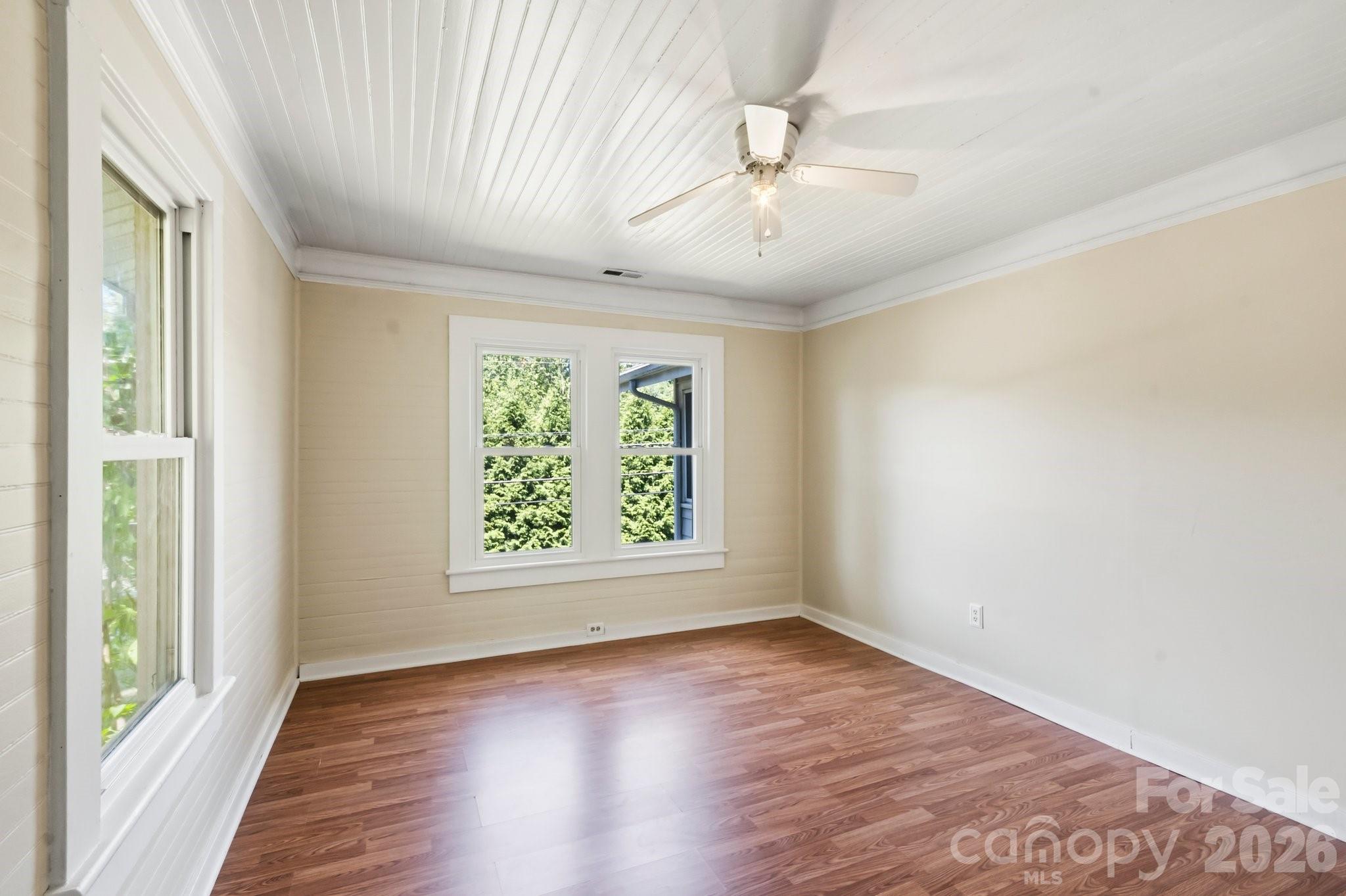 441 Main Street Clyde, NC 28721 - Photo 20 of 44