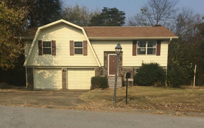 429 Stone Ridge Drive Hixson, TN 37343 - Photo 1 of 11 500755743-01_resized