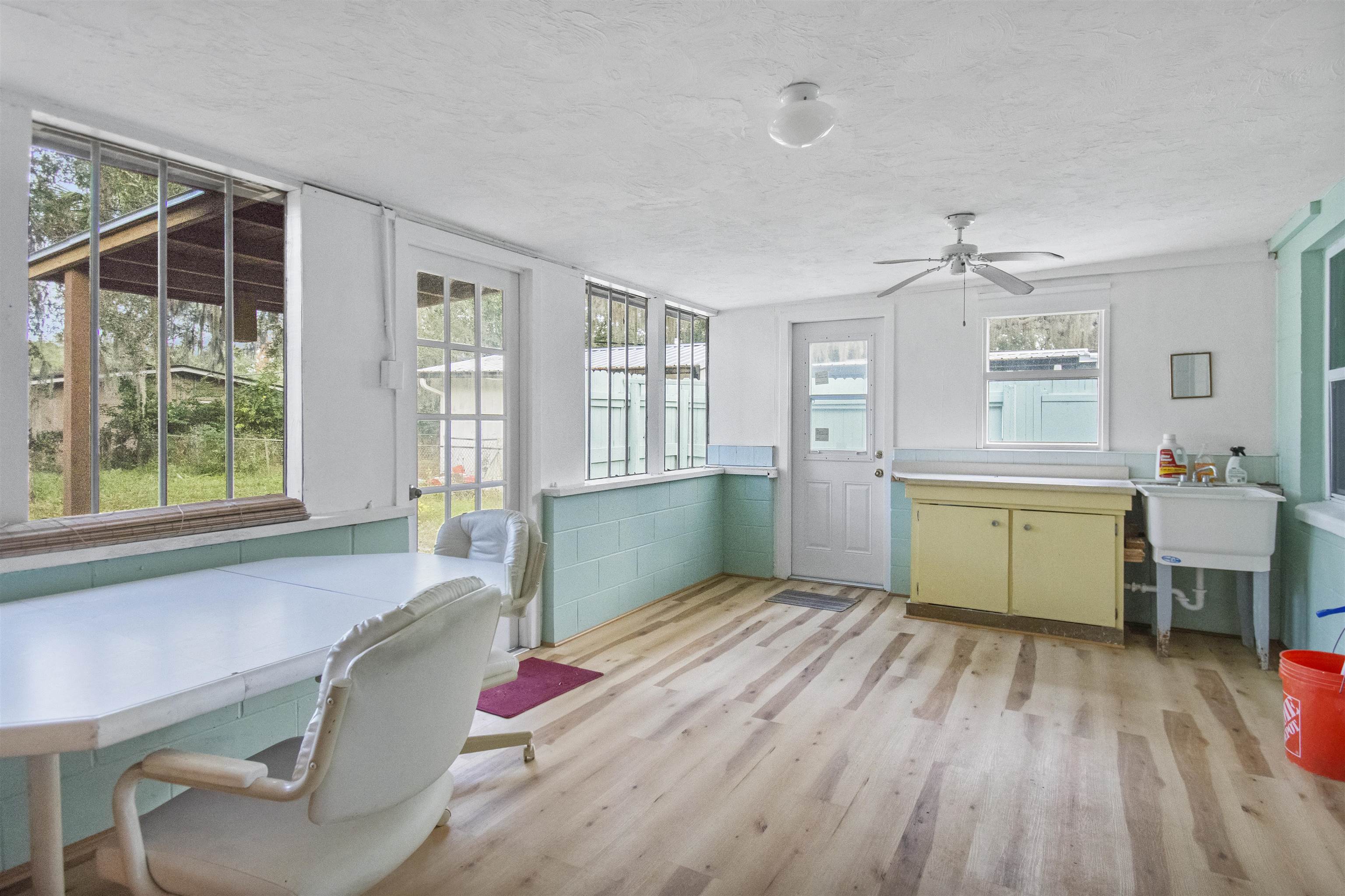 100 Spring Street St. Augustine, FL 32084 - Photo 21 of 21 a bedroom with a bed and window