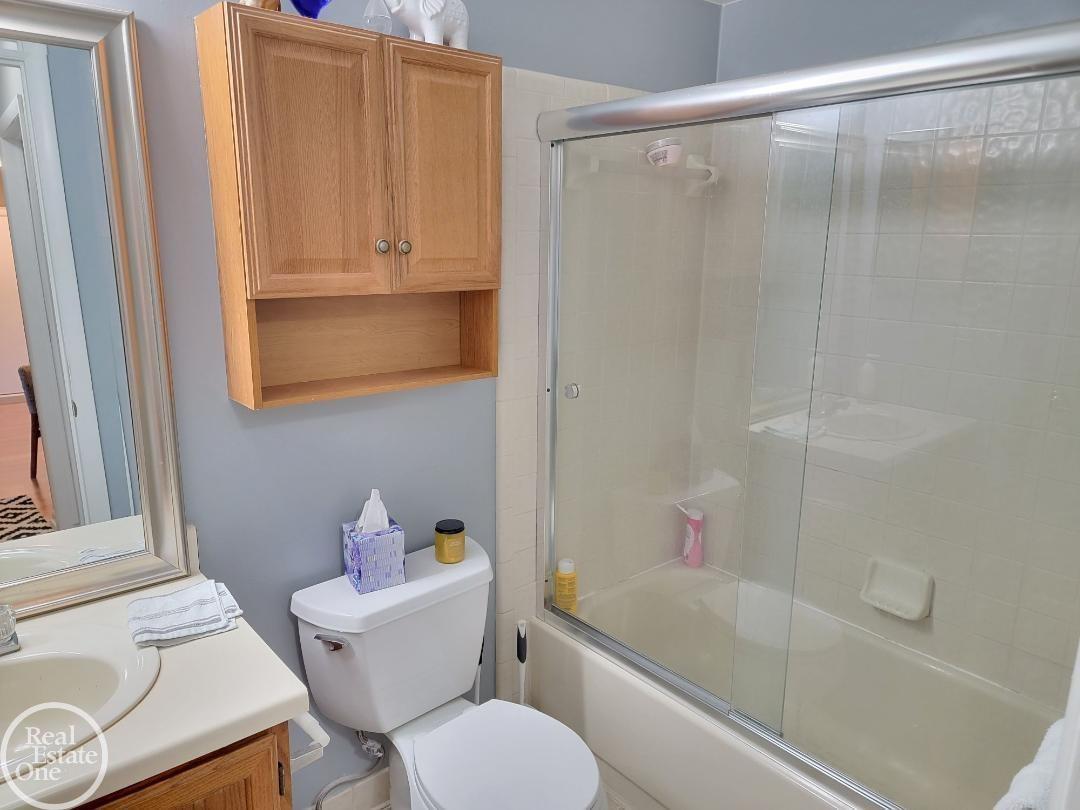 43244 Mound Road, Unit 105 Sterling Heights, MI 48314 - Photo 12 of 12 Gallery Image 12