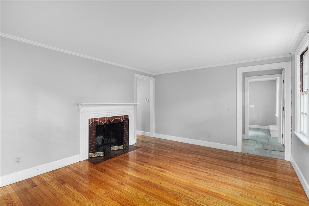 18 Edgehill Road Warwick, RI 02889 - Photo 6 of 28