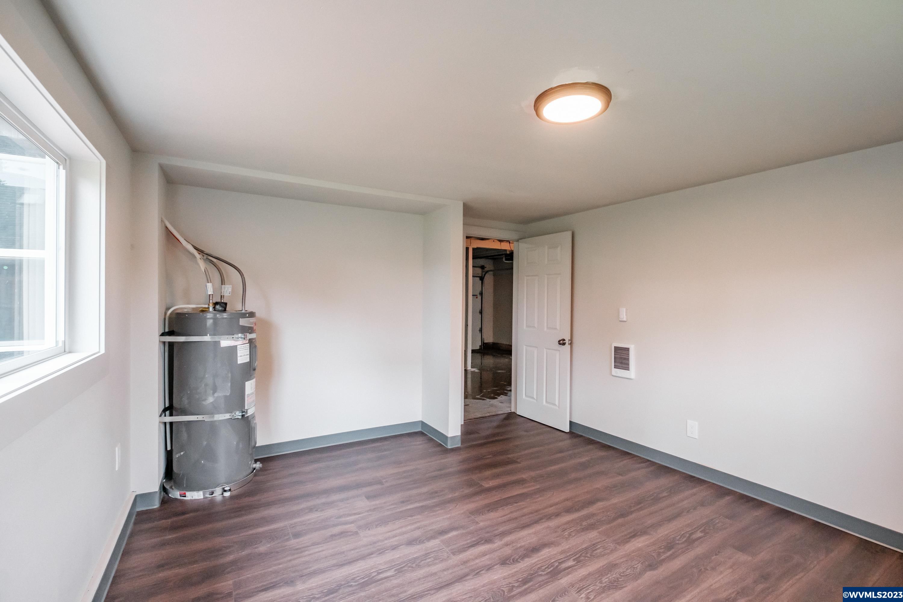 4180 Macleay Road Southeast Salem, OR 97317 - Photo 24 of 36 Gallery Image 24