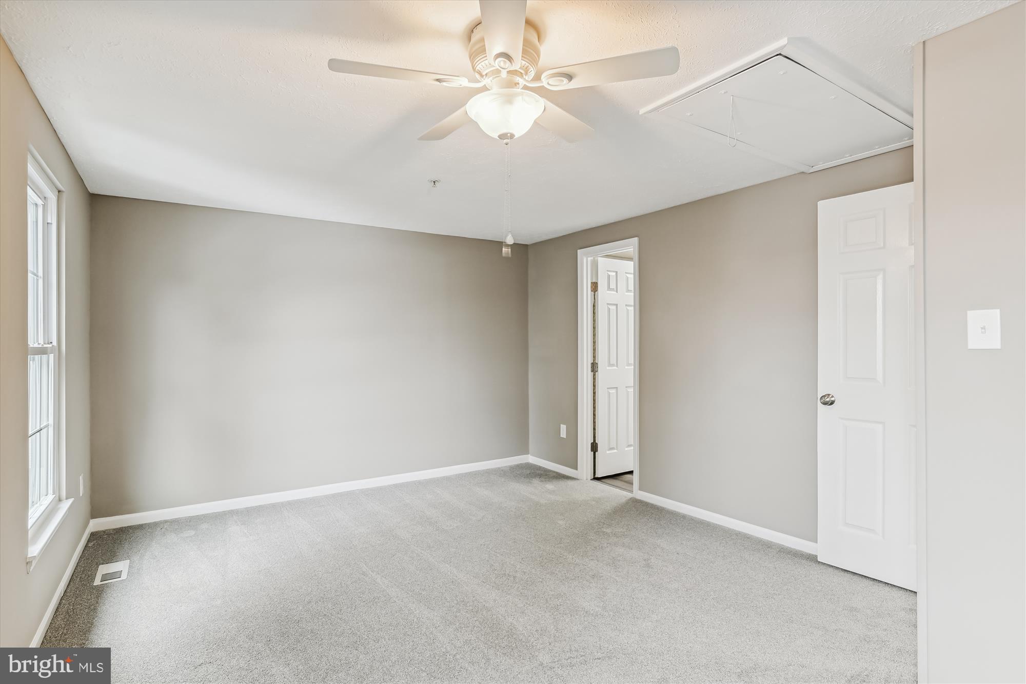 1266 Quaker Ridge Drive Arnold, MD 21012 - Photo 16 of 37 Primary Bedroom