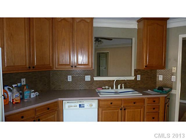 2346 Perry Road Denver, NC 28037 - Photo 5 of 16 Gallery Image 5