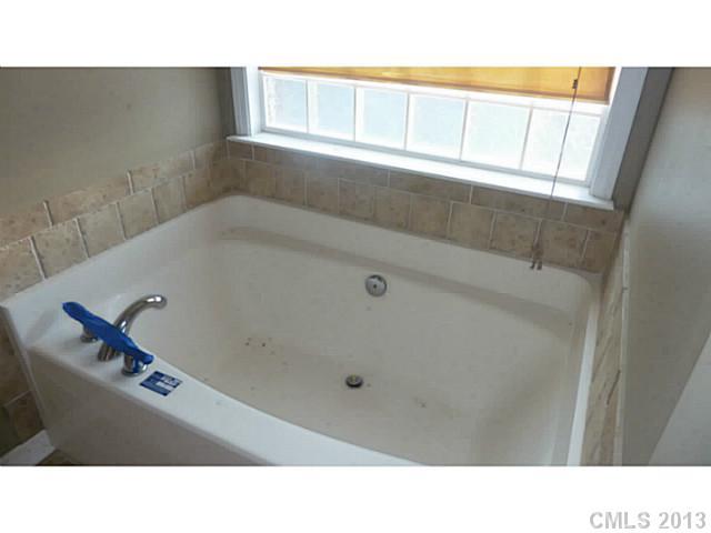 2346 Perry Road Denver, NC 28037 - Photo 10 of 16 Gallery Image 10