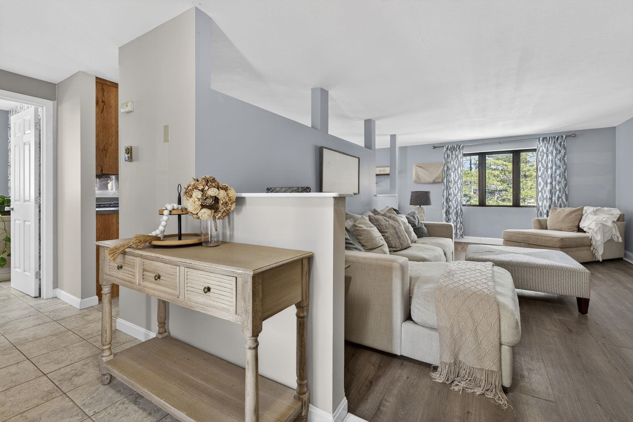 10 Owls Court Merrimack, NH 03054 - Photo 2 of 42