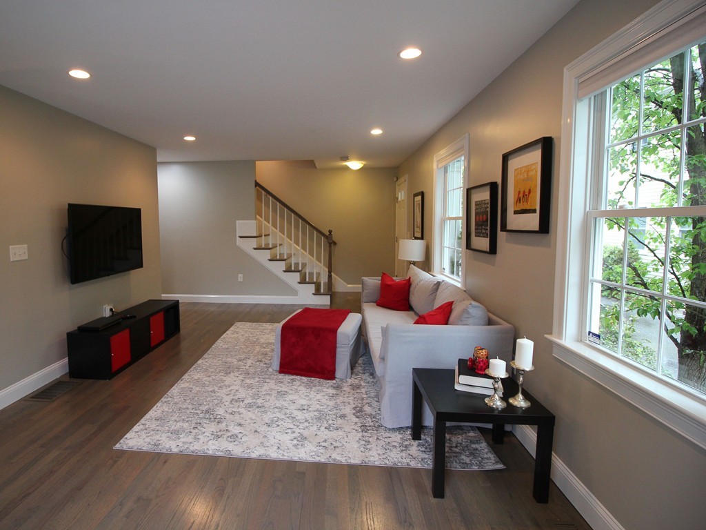 568 Trapelo Road, Unit 568 Belmont, MA 02478 - Photo 3 of 26 Gallery Image 3