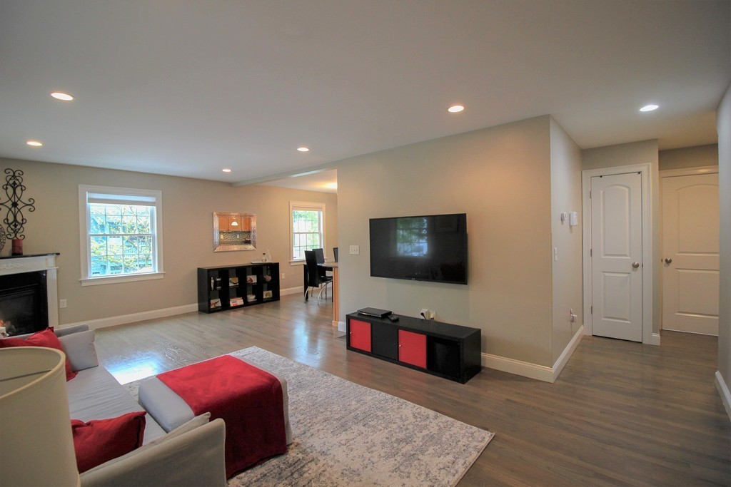 568 Trapelo Road, Unit 568 Belmont, MA 02478 - Photo 5 of 26 Gallery Image 5