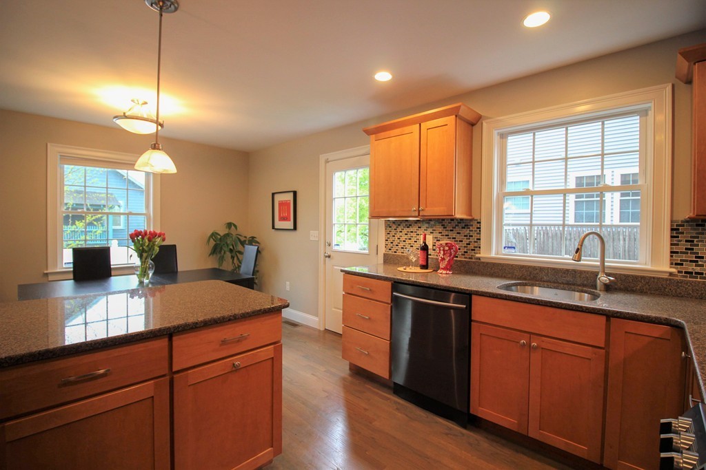 568 Trapelo Road, Unit 568 Belmont, MA 02478 - Photo 9 of 26 Gallery Image 9