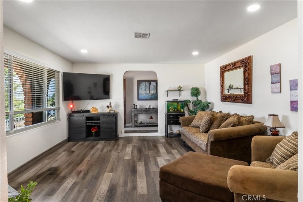 28300 Rawlings Road Hemet, CA 92544 - Photo 11 of 65