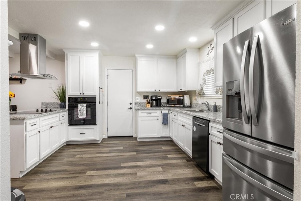 28300 Rawlings Road Hemet, CA 92544 - Photo 14 of 65