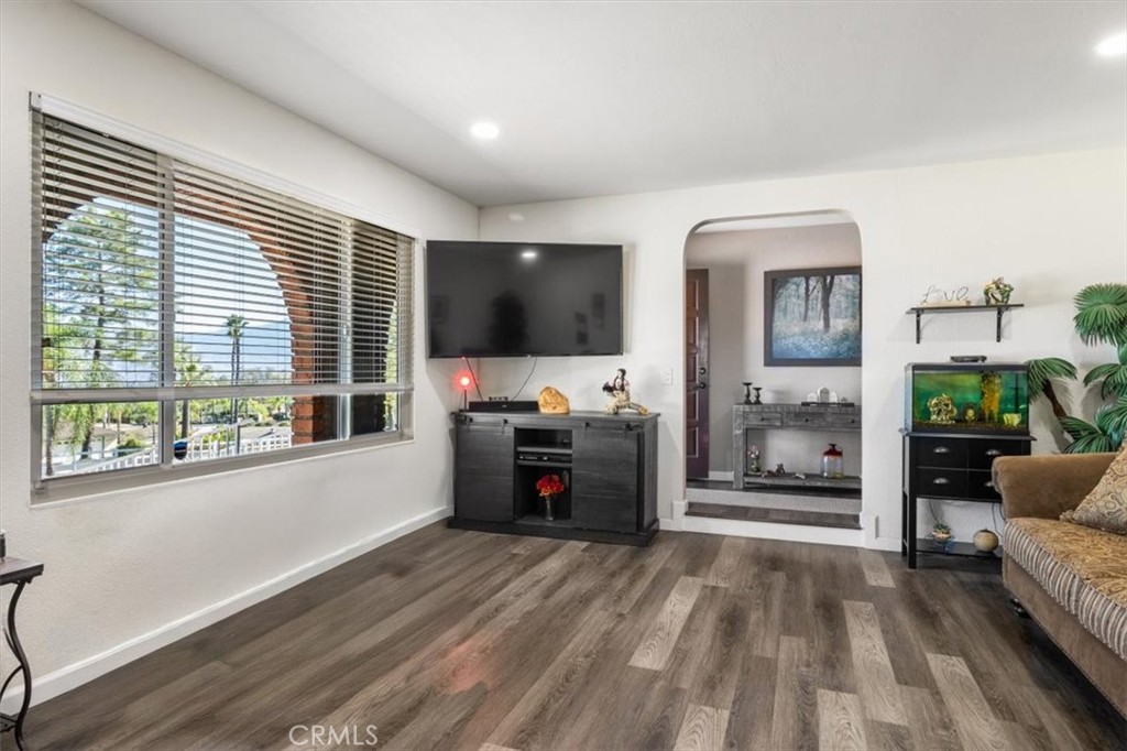 28300 Rawlings Road Hemet, CA 92544 - Photo 10 of 65