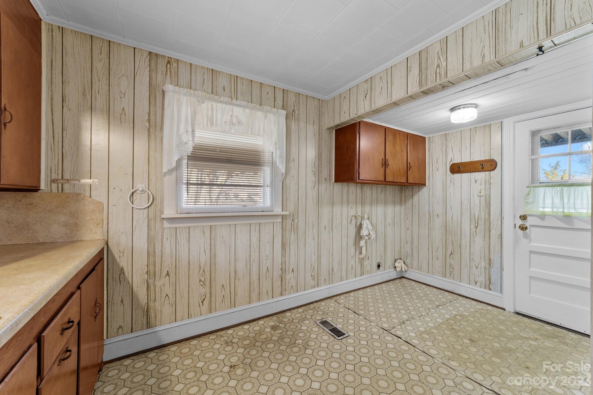 820 Thompson Road Salisbury, NC 28147 - Photo 20 of 48 a view of an empty room and window