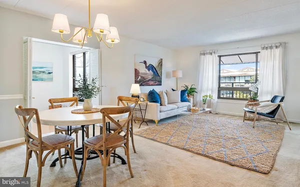 $3,200 | 100 Severn Avenue, Unit 206, Annapolis, MD 21403