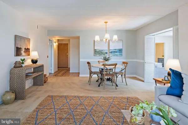 $3,200 | 100 Severn Avenue, Unit 206, Annapolis, MD 21403
