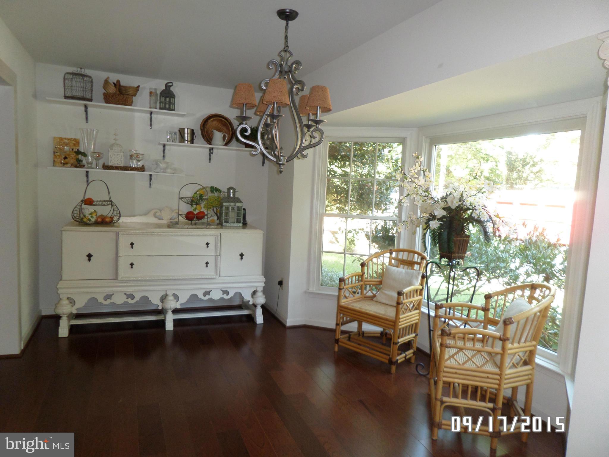2976 Friends Road Annapolis, MD 21401 - Photo 12 of 30 Dining Room