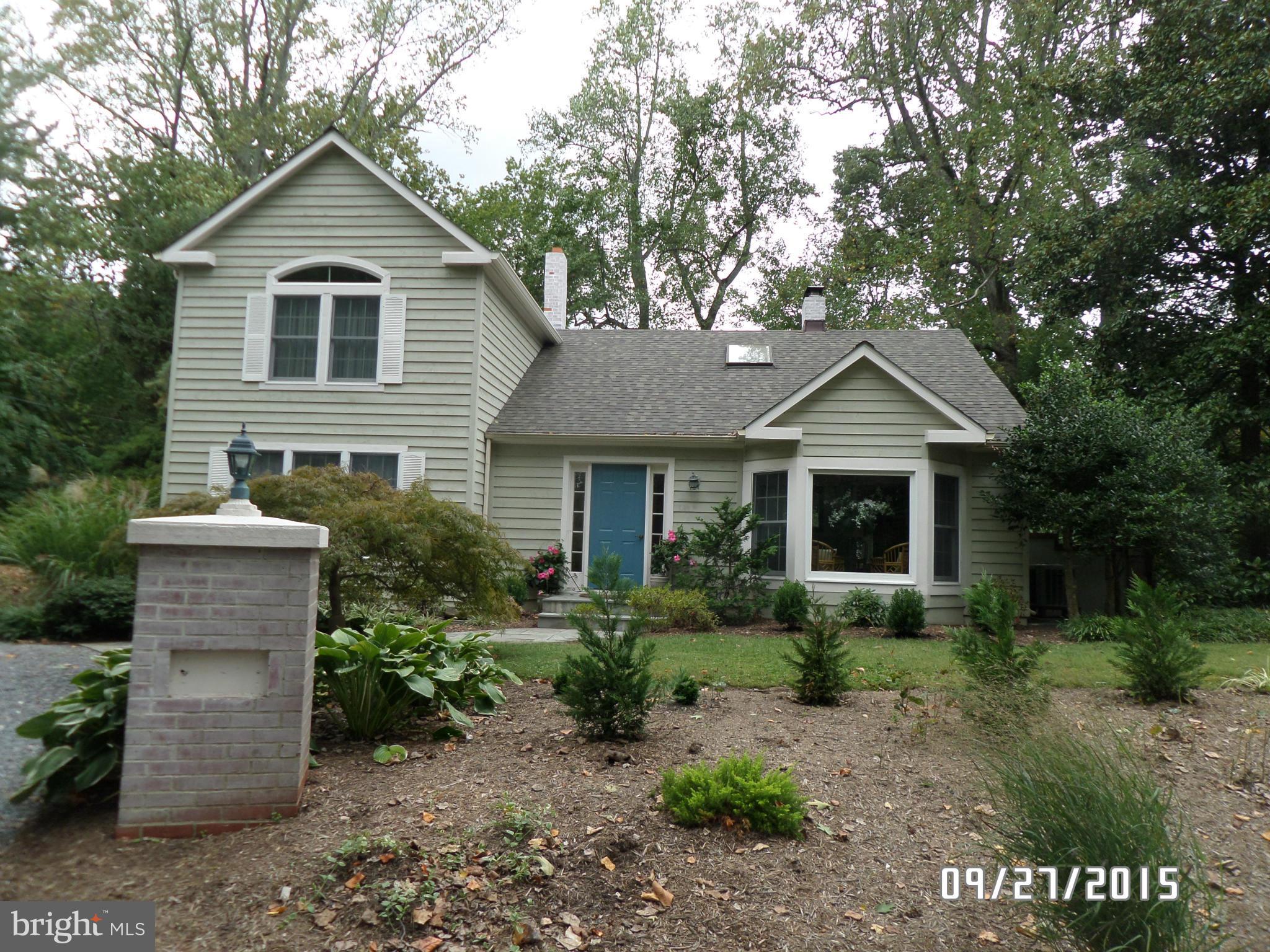 2976 Friends Road Annapolis, MD 21401 - Photo 3 of 30 Exterior (Front)