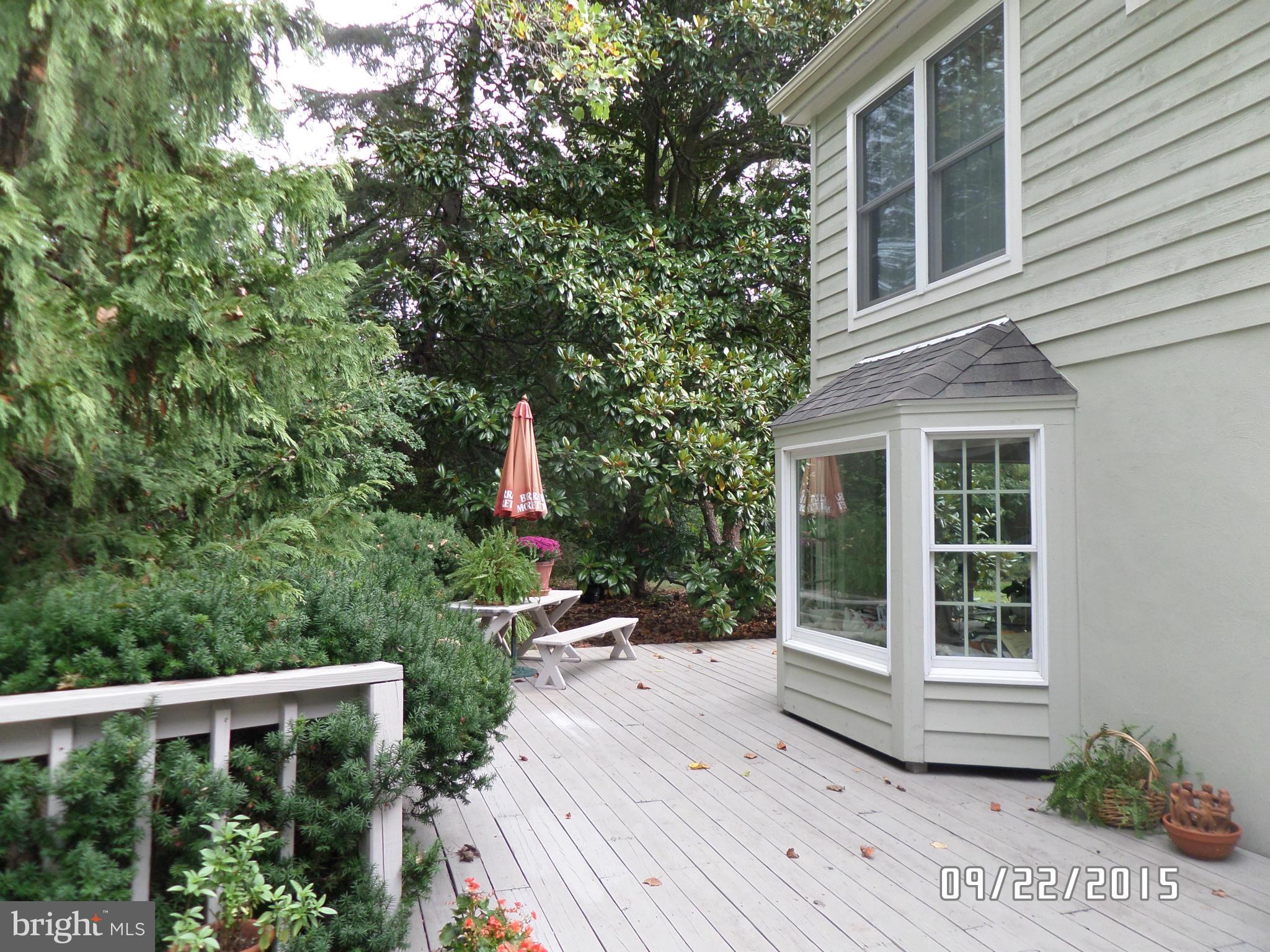 2976 Friends Road Annapolis, MD 21401 - Photo 24 of 30 Exterior (Rear)