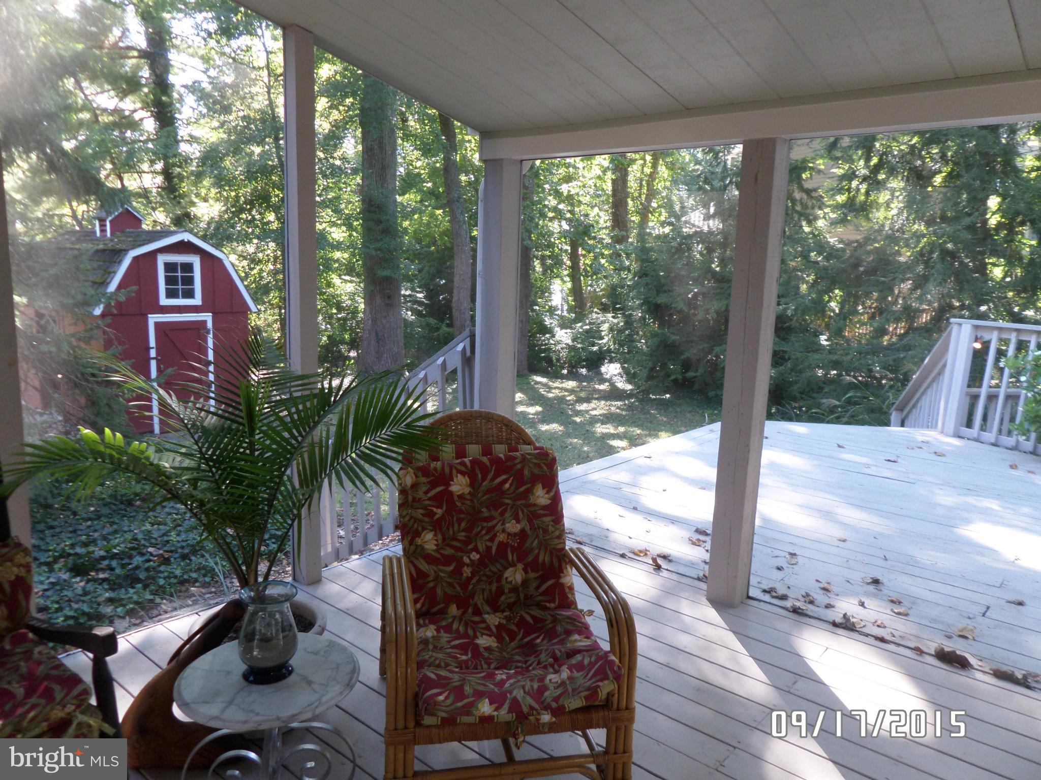 2976 Friends Road Annapolis, MD 21401 - Photo 8 of 30 Large screened porch off great room