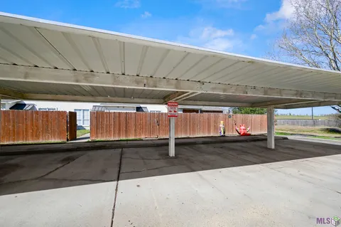 $210,000 | 4000 Lake Beau Pre Boulevard, Unit 2, Baton Rouge, LA 70820