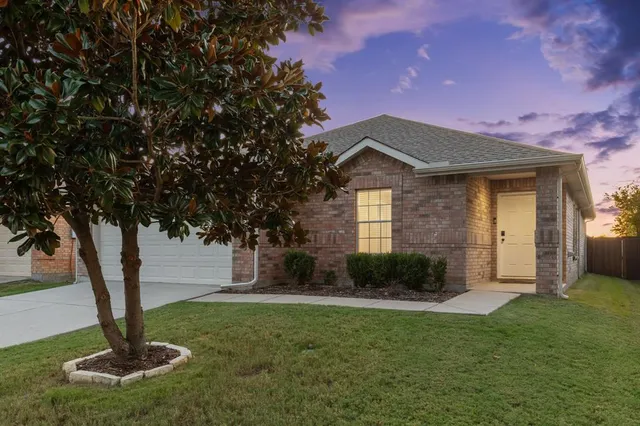 $367,900 | 5000 Pacific Way, Frisco, TX 75036