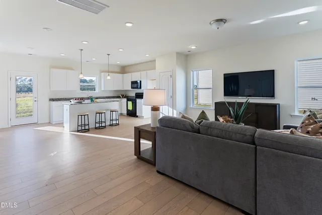 $272,900 | 152 Bruce Drive, Dunn, NC 28334