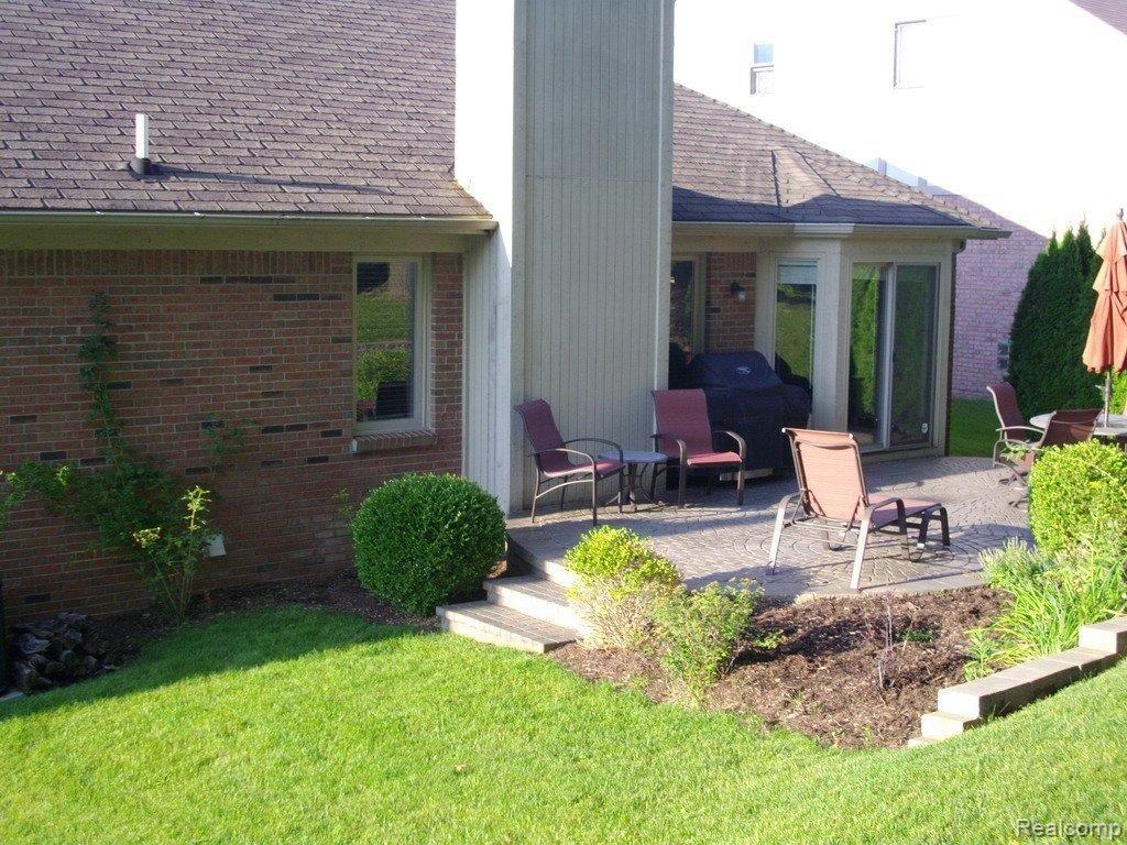 1040 River Mist Drive Rochester, MI 48307 - Photo 14 of 14 Back Of House