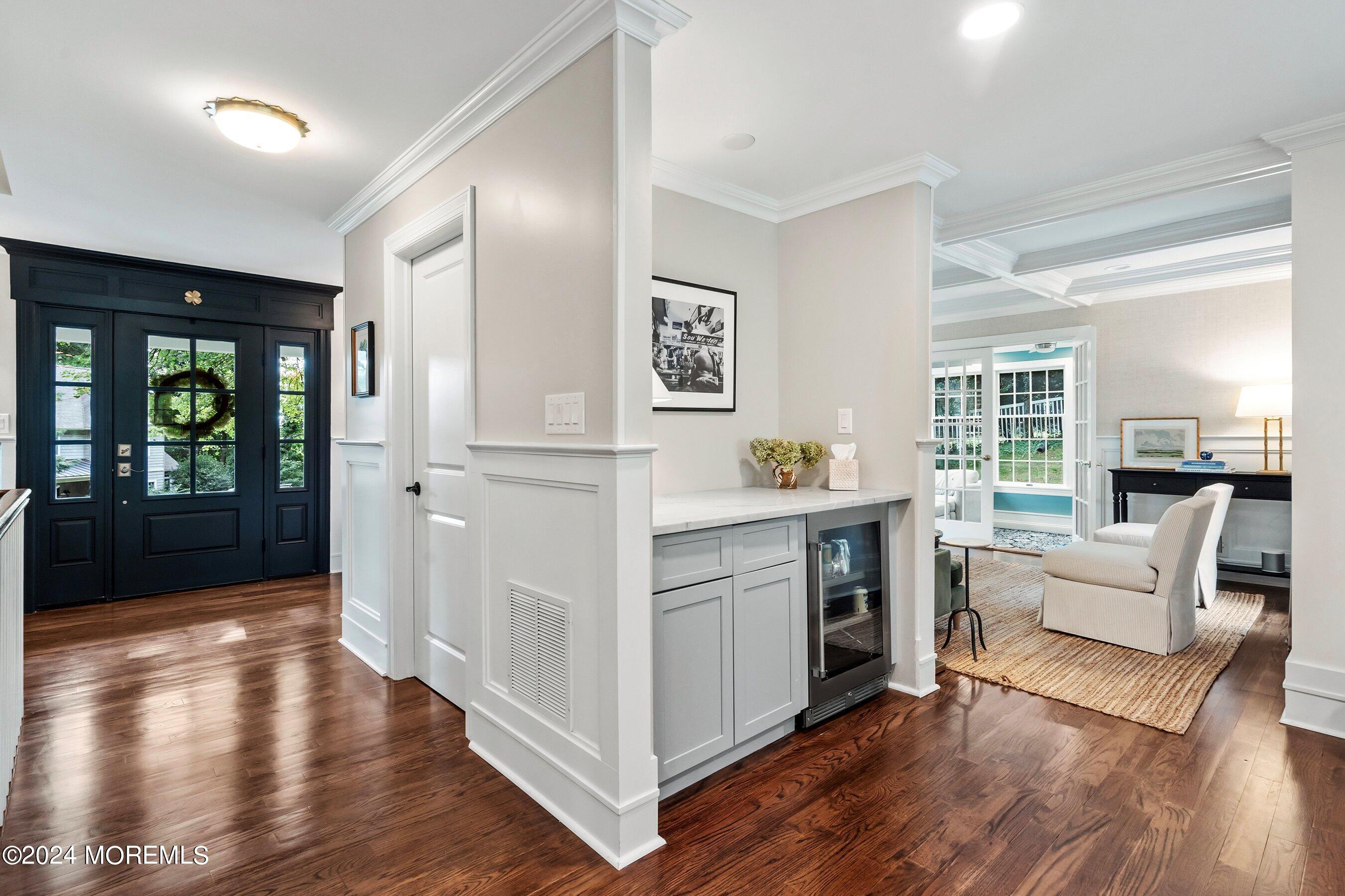 34 Crest Drive Little Silver, NJ 07739 - Photo 14 of 41 Serving Bar