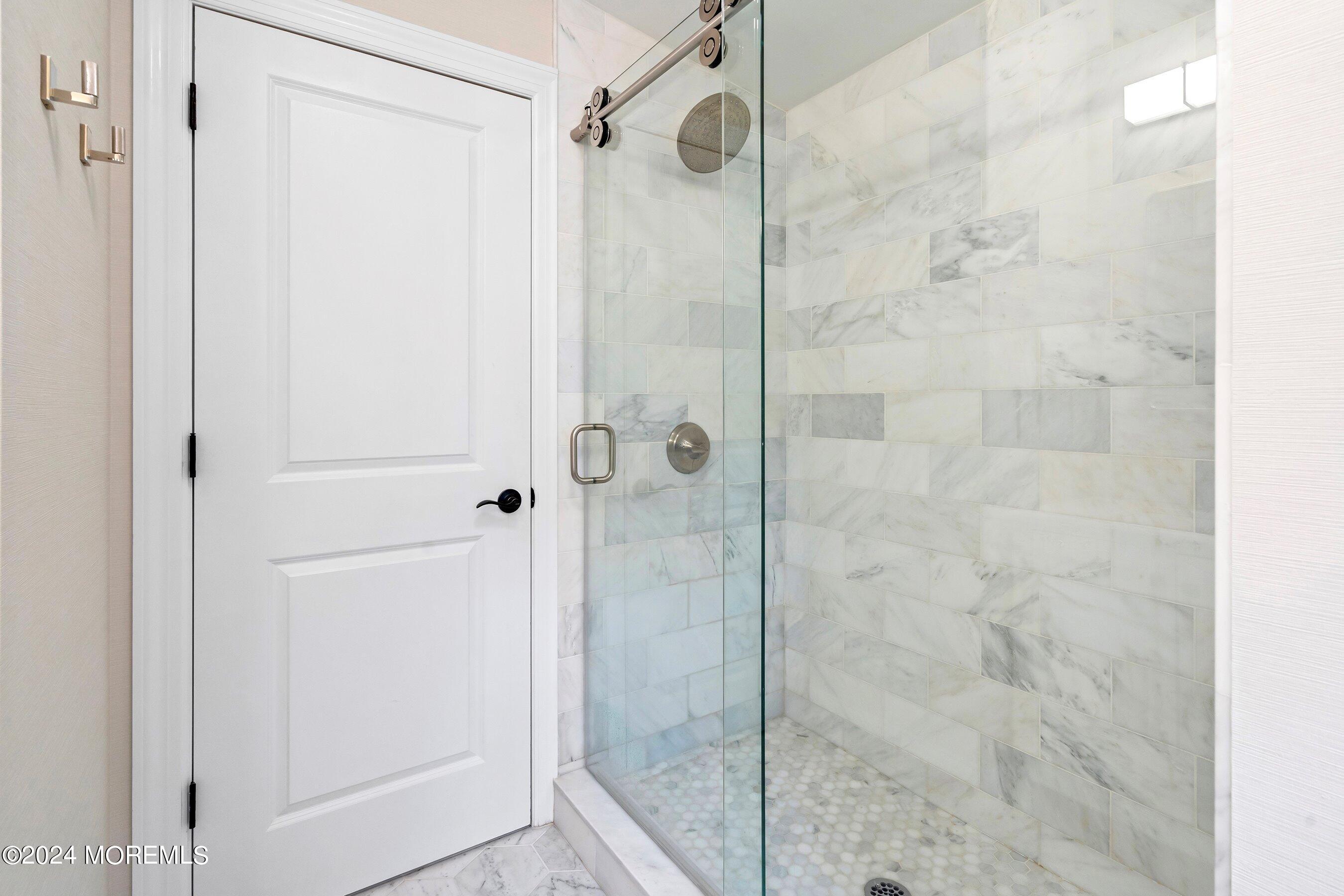 34 Crest Drive Little Silver, NJ 07739 - Photo 22 of 41 Frameless Shower