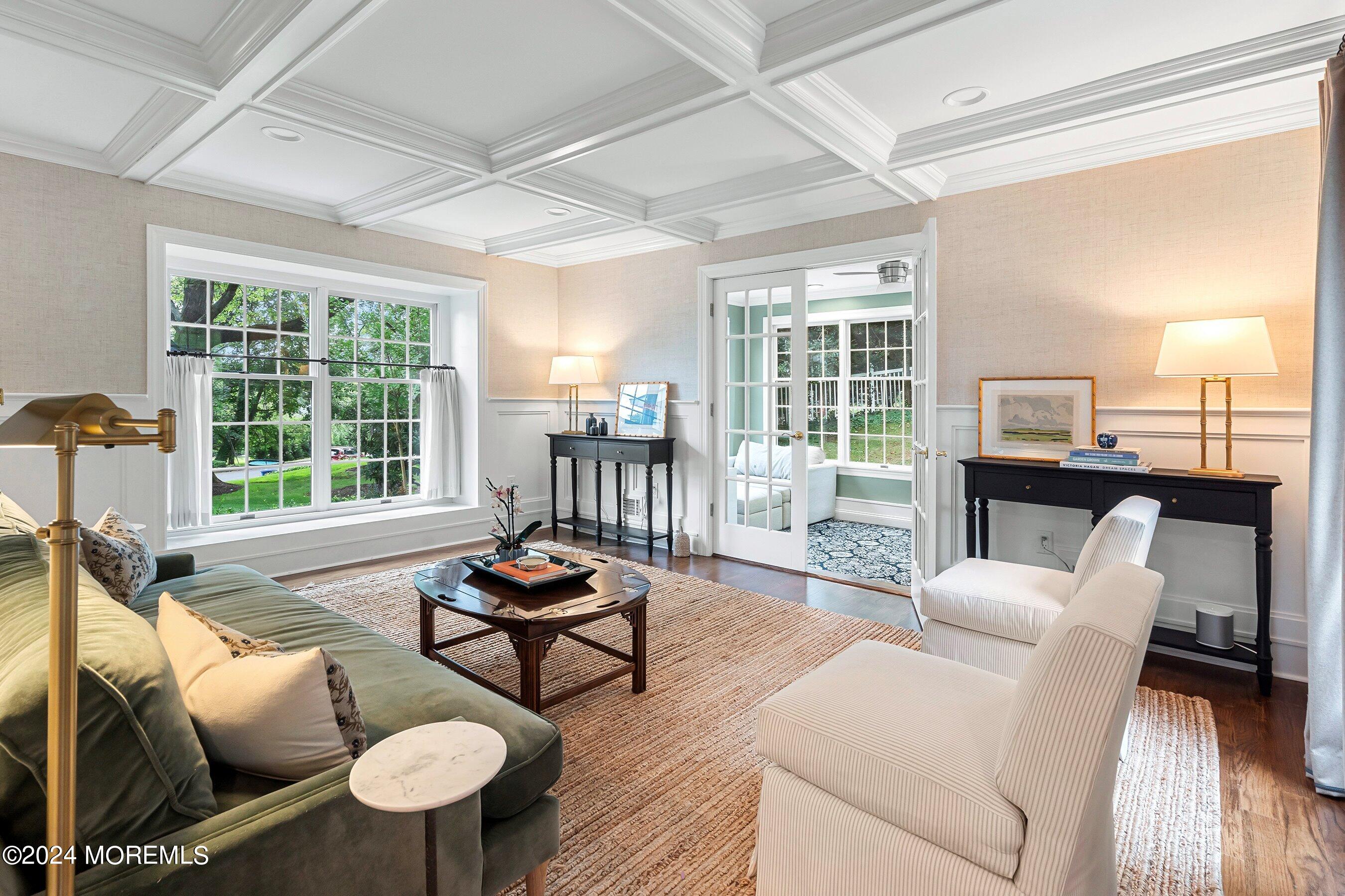 34 Crest Drive Little Silver, NJ 07739 - Photo 4 of 41 Living Room