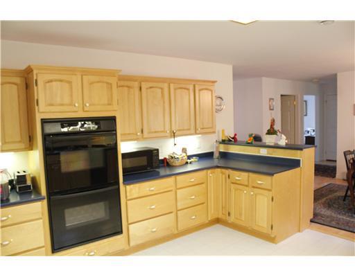 336 Main Street Winthrop, ME 04364 - Photo 11 of 25 Cafeteria/Kitchen.