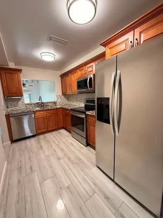 $3,000 | 4182 South Pine Island Road, Davie, FL 33328