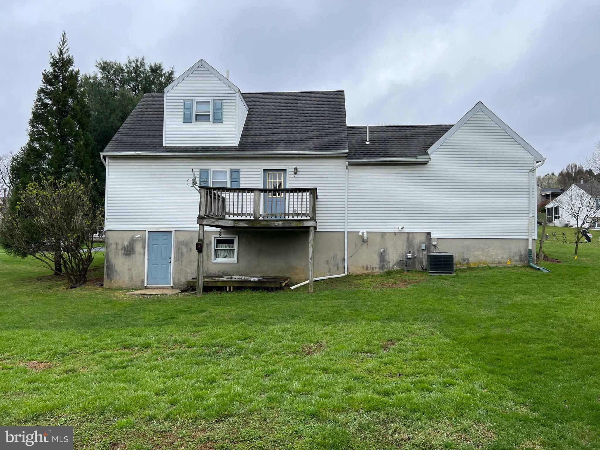 273 Edinburgh Road York, PA 17406 - Photo 24 of 24 Gallery Image 24