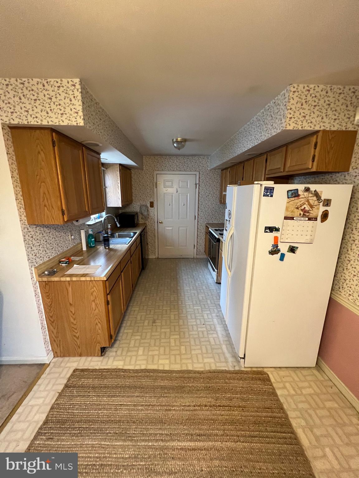 273 Edinburgh Road York, PA 17406 - Photo 9 of 24 Gallery Image 9
