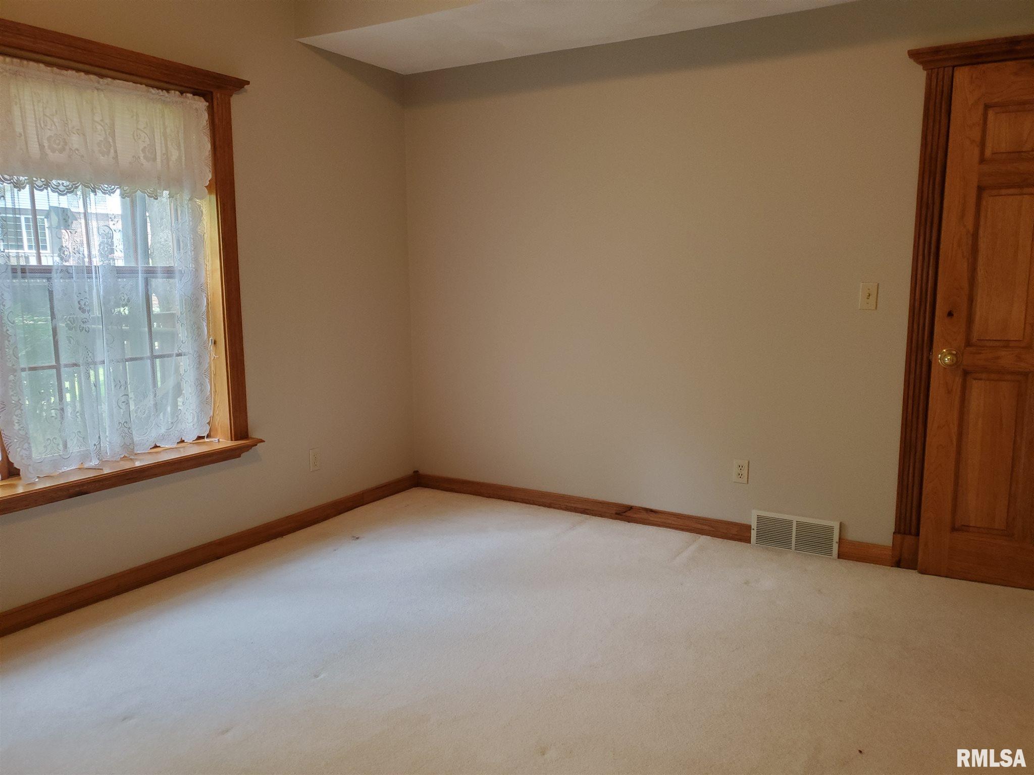 2108 Timbercrest Court Springfield, IL 62702 - Photo 28 of 41