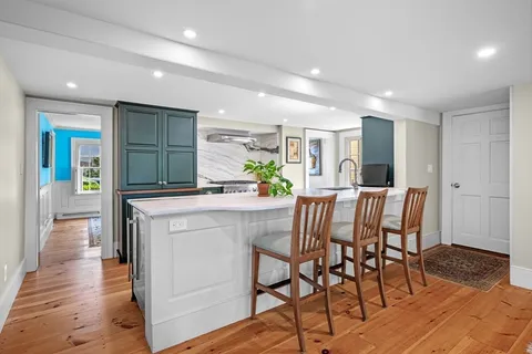 $1,795,000 | 27 Waldron Street, Marblehead, MA 01945