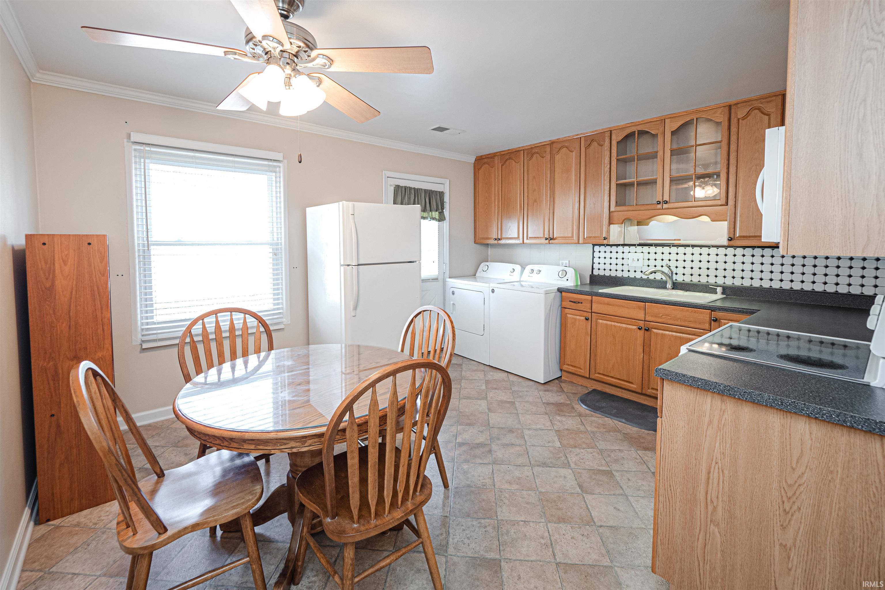 401 Lexington Road Evansville, IN 47710 - Photo 7 of 28 Gallery Image 7