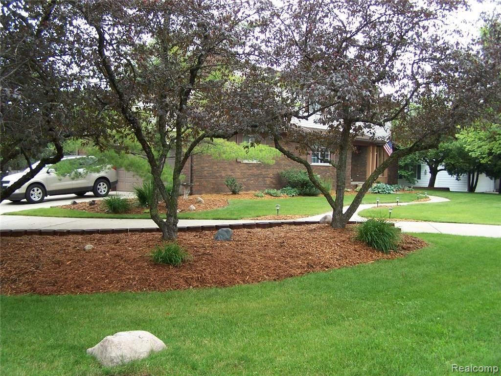 917 Biggers Court Rochester, MI 48309 - Photo 2 of 35 100_1764.JPG