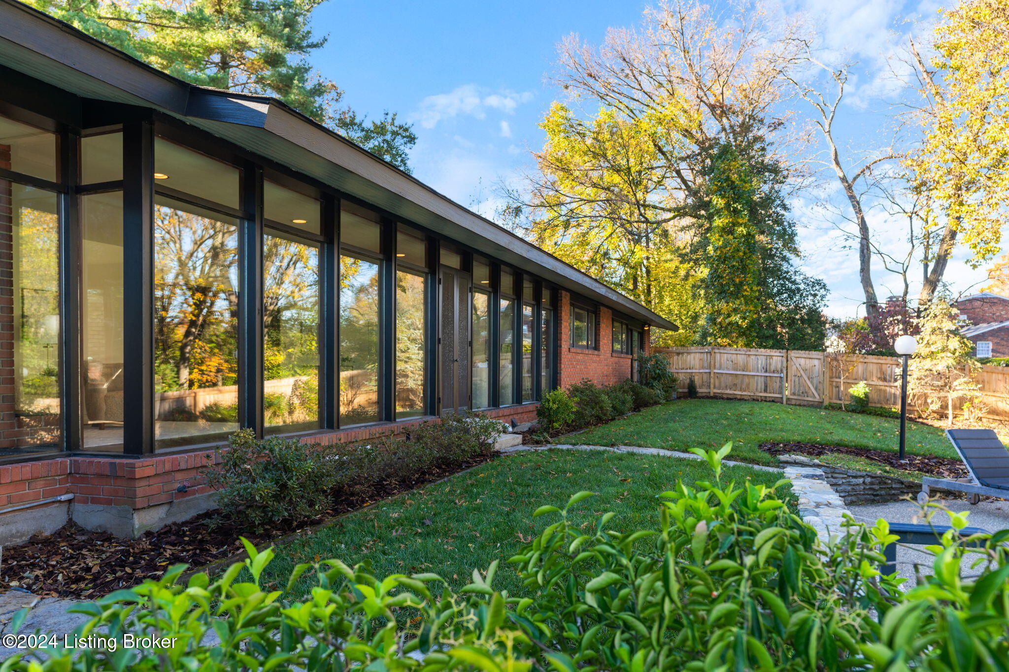 2501 Tuckaho Road Louisville, KY 40207 - Photo 23 of 79 2501 Tuckaho Rd-26