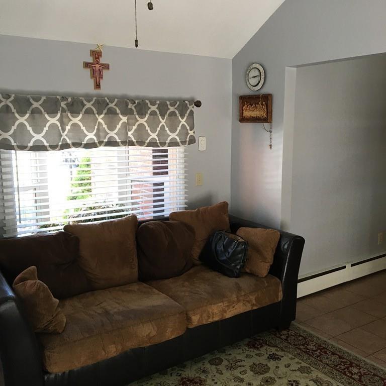 18 Old Farm Road Chicopee, MA 01020 - Photo 6 of 27 Gallery Image 6
