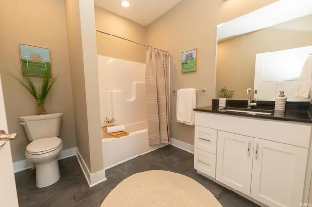 $3,000 | 1550 South Piazza Drive, Bloomington, IN 47401